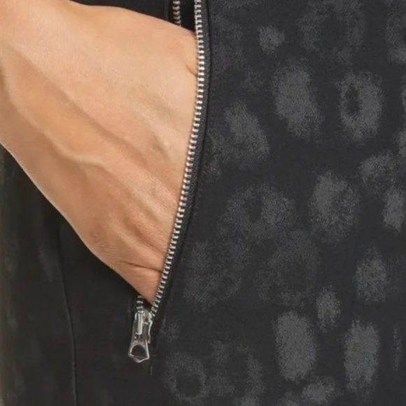 RAG & BONE Simone Leopard Print Zip Pocket Pants Black Gray Animal Crop Size 0 - Picture 8 of 16